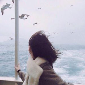 Meet your Posher, Yi